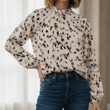 Sylvia | Blusa femenina vintage con volantes, elegante y romántica